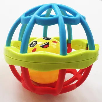 10cm spalvinga kūdikių kamuolys su varpeliu Rankoje kamuolį, kūdikių žaislai, kūdikių barškučių klasikinio žaislų saugos plastiko, cemento spalvinga Drebulys Bell
