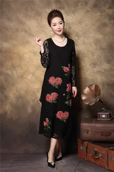 2018Spring vidutinio amžiaus moterys šalis suknelė vintage siuvinėjimo elegantiškas nėrinių ilga suknelė auginti plus size vestidos de festa XXXXL