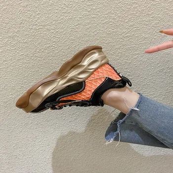 2021 naujas storio-soled sportiniai batai moterų avalynė studentų batų kvėpuojantis įvairių spalvų moteriški sportiniai bateliai plius dydžio batai