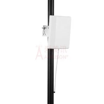 2400 - 2483 MHz 10 dBi Krypties mažas skydelis 2.4 ghz wifi antena