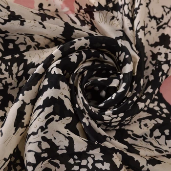 [BYSIFA] Moterys Šilko skara Skara Naujų Gėlių Dizainas Juoda Rausva Didelių Kvadratinių Šalikai Apsiaustas Pavasarį, Rudenį Musulmonų Galvos Žaliojo 90*90cm