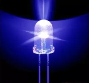 Didmeninė 100 vnt Mėlyna 5mm Turas Super ryškių diodų LED lemputė lemputė Lemputė 5000MCD