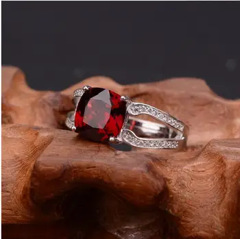 Granatas žiedas Nemokamas pristatymas Gamtinių nekilnojamojo raudonas granatas 925 sterlingas sidabro Fine jewelry Perlas, 8mm