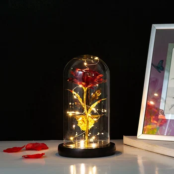 Karšto Grožio Ir Žvėrys Raudona Rožė Gėlių Stiklo Kupolas Mediniais Už Papuošti Valentino Dienos Dovanos Kalėdų LED Rose Lempos