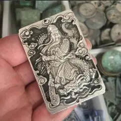 Kinijos senovės sidabro spalvos metalo amatų dovanos Guan Yu šeimos apdailos atgal