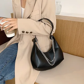 Krepšys moterų 2020 m. naujos mados laukinių vakarų stiliaus grandinės pečių maišą retro nišą dizaino pažasties maišelį kuprinės mielas pusėje krepšys