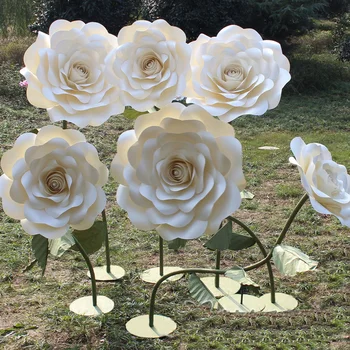 Naujas Madingas Rose Popieriaus gėlių lenkai festivalis dekoracijos veiklos fone, dekoracijos ir namų parduotuvė papuošalai