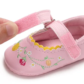 Naujas Mados PU Odos Seklių Išsiuvinėti Princess Bateliai Baby Pirmą Vaikštynės Kūdikiams, Vaikiška Avalynė Zapatos Bebe