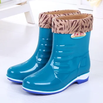 2018 Miss naujas žiemos lietaus batai vamzdis šiltas non-slip plus aksomo moterų vandens batai trumpas vamzdis guminiai batai suaugusiųjų vandens batai
