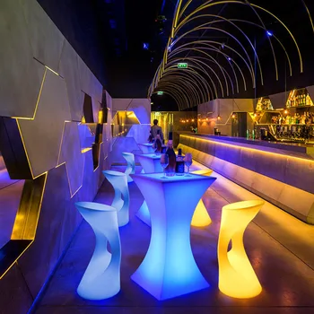 Apšviestas baldai nuotolinio valdymo pulto LED lauko vandeniui kokteilis lentelė spalvinga spalvos viešbučio bare, KTV didelės aikštės baras