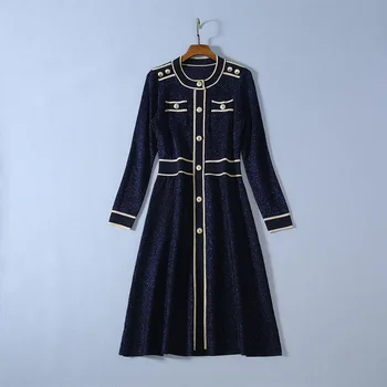 Europos ir Amerikos moterų drabužių 2019 žiemos naujo stiliaus Mados ryškios šilko mezgimo ilgomis rankovėmis mygtuką suknelė