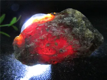 Gamtos Kraujo Raudono Gintaro akmenys Perot Kraujo Kristalų Egzempliorių Unikalus Namų Dekoracijas patalpų įrengimui skirti Dirbiniai Amatų kolekcija