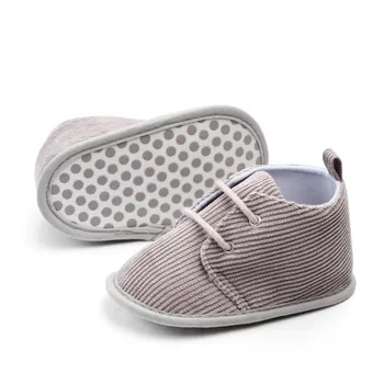 Kūdikių bateliai, sportiniai bateliai minkštos medvilnės šiltas Pliušinis neleidžiančioms slysti naujagimiui berniukų batai kūdikio lovelę batai