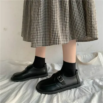 Mažas odos batai moterų rudenį naujas Japonų minkštas sesuo korėjos apvalios galvos padidėjo retro nėriniai-up batai