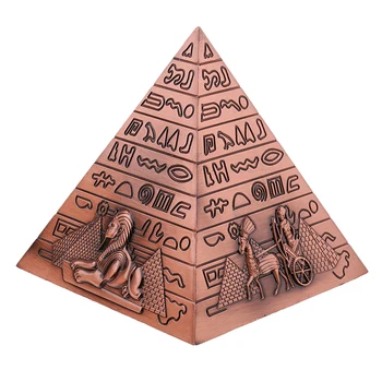 Metalo Rankdarbiai Egipto Piramides Pastate Modelis Lentynoje Ornamentas, Papuošimas Amatai