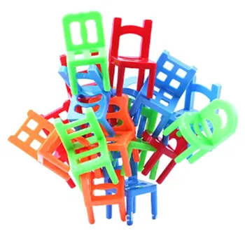 Plastikinės Kėdės Tuščiaviduriai Geometrinis Kėdė Lėlės Priedai Mini Balansas Stalas 2.8*2.8*5cm