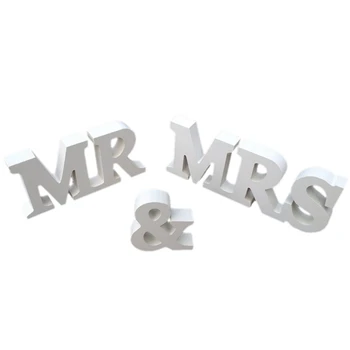 Prochive vestuvių stalo dekoravimo raides, medienos žaliavą, MR & MRS