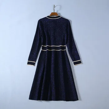 Europos ir Amerikos moterų drabužių 2019 žiemos naujo stiliaus Mados ryškios šilko mezgimo ilgomis rankovėmis mygtuką suknelė