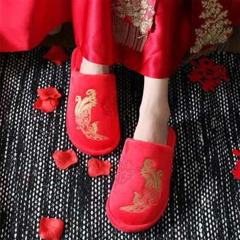 Pavasario Stiliaus Kinijos Moterims Raudona Vestuvių Šlepetės Patalpų Patogi Siuvinėjimo Pora Namų Šlepetės Žiemos neslidus Namų Šlepetės