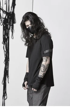 Punk dizaino trumparankoviai marškinėliai, tamsiai madinga vyrų pavasario ir vasaros plaukų stilistas, drabužių asmenybės Honkongo stiliaus savarankiškai cul