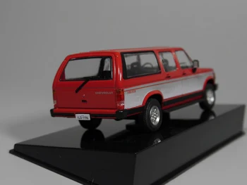 Aš XO 1:43 Chevro tegul Veraneio Užsakymą 1993 m., SEDANAS boutique lydinio automobilių žaislai vaikams, žaislai vaikams Modelio, Originalioje pakuotėje