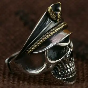 Kaukolė piratų bosas plieno žiedas, Reguliuojamo dydžio