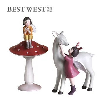 Miniatiūrinės Statulėlės sėdi grybų mergina jojimo dervos ornamentu namų puošybai minkšta apdaila dervos rankdarbiai