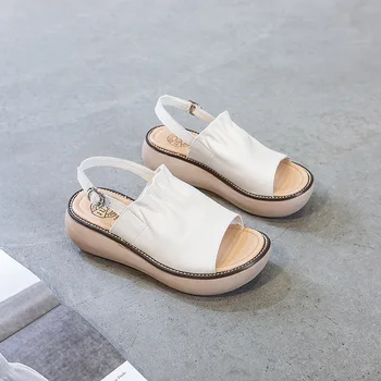 Sandalai moterims 2020 metų vasaros storio-soled padidinti naują retro stiliaus odinis vienas atsitiktinis batai odiniai sandalai ir šlepetės