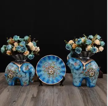 Keramikos dramblys vazos ir lėkštės, home office stalo papuošimai, kūrybinės keramikos amatai, gražių dovanų