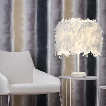 Šiaurės Europos stiliaus Modernus spalvinga romantiškas Gamtos plunksnos baltos spalvos stalo lempa E27 LED stalas žibintai su jungikliu lovos