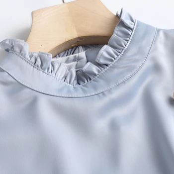 Pavasarį ir vasarą moteriški marškinėliai 2021 populiarus šviesiai mėlyna medienos ausis kontrasto susiuvimo dizaino ilgomis rankovėmis mados moterų topai